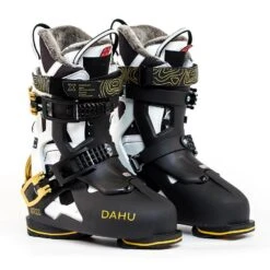 Dahu Ecorce 01X Black And Gold Boots 2023 -Oakley Store dahu ecorce 01x black and gold boots 2023 913708